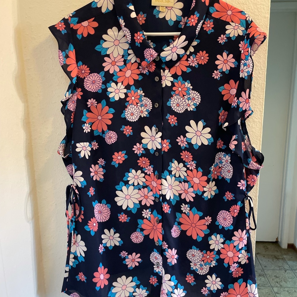 ModCloth plus size vintage throwback flower blouse